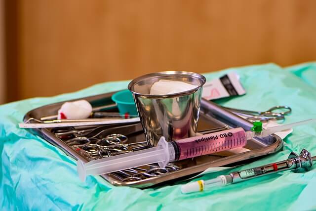 surgery-4607282_640.jpg